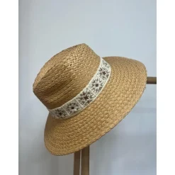 CHAPEAU SERENA