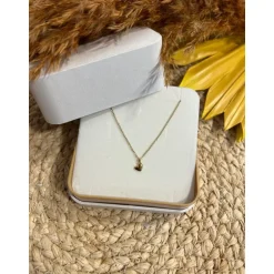 COLLIER LOLAN