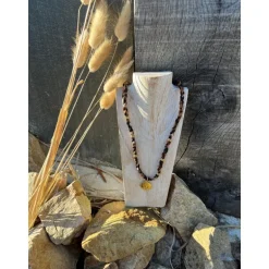 COLLIER TIMO
