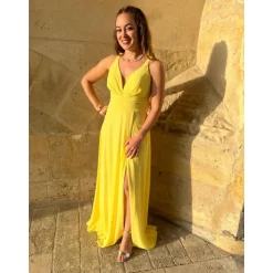 ROBE LAURY